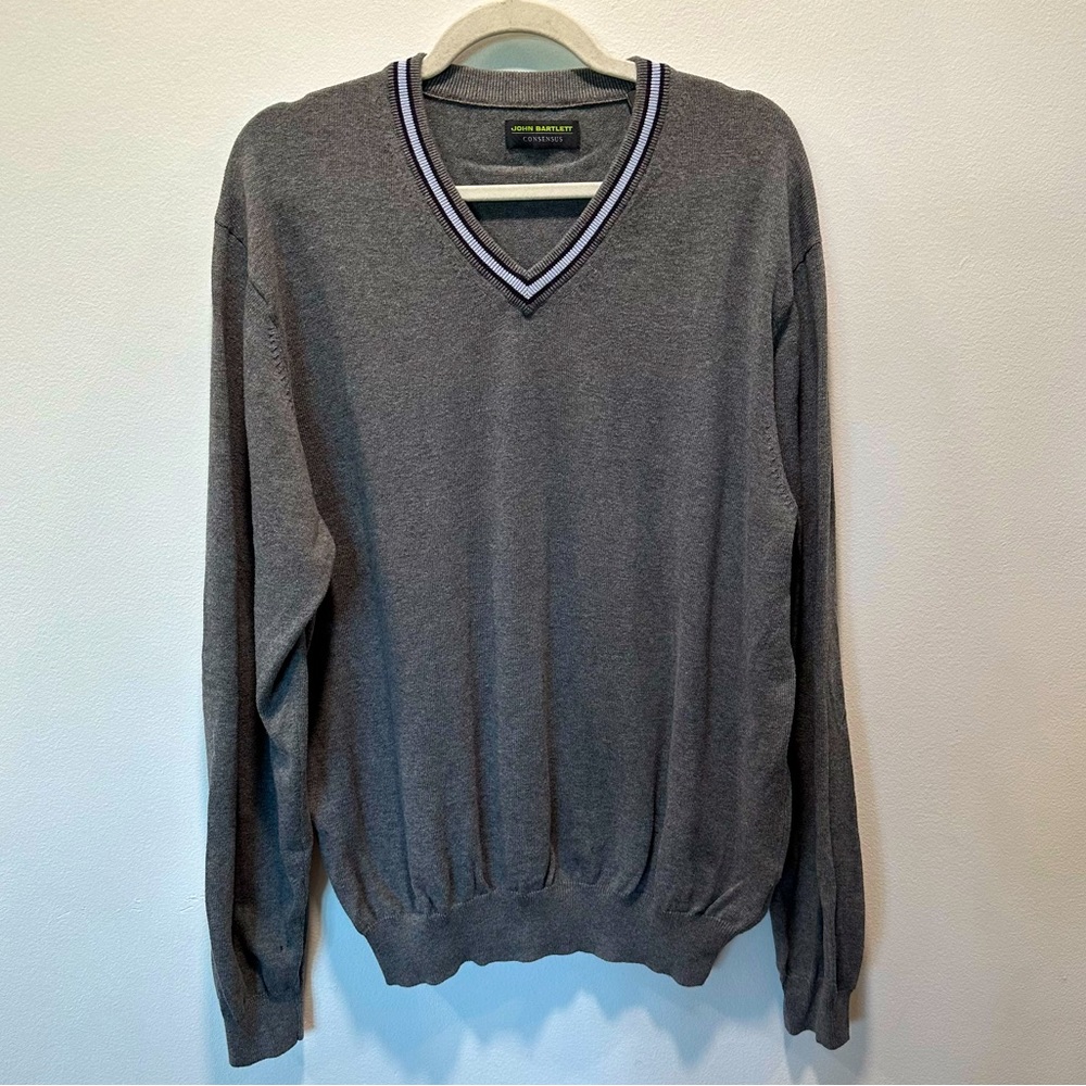 John Bartlett Consensus V-Neck Purple & White Stripe Gray Sweater Men’s Size XL